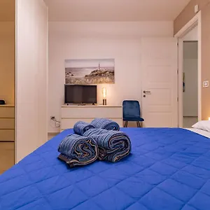 Appartamento Elilux - Zona Policlinico, Garage E Posto Auto, Bari