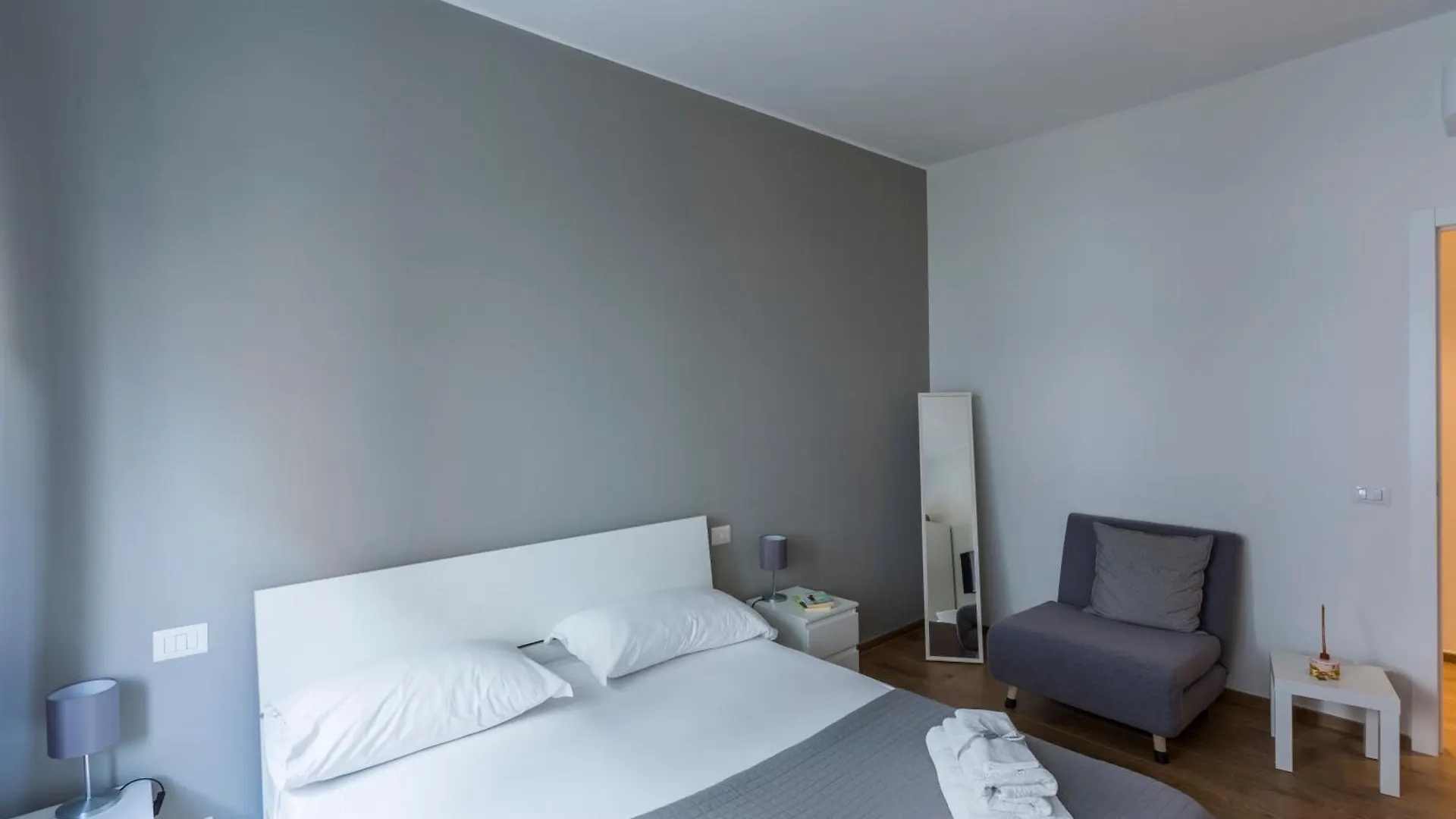 H49 Apartment Bari